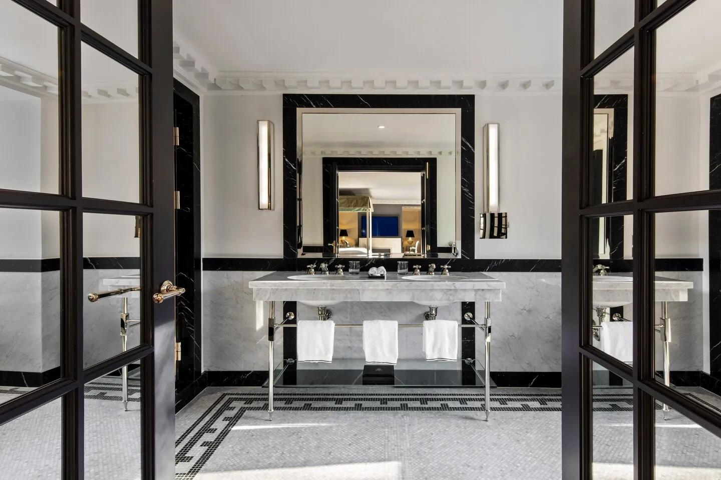 Italian interior design and remodeling in Miami Beach